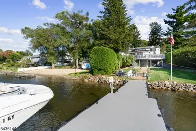 64 E Shore Trl, Sparta Township, NJ 07871 - Photo 46
