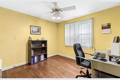 346 Farley Ave, Scotch Plains Township, NJ 07076 - Photo 12