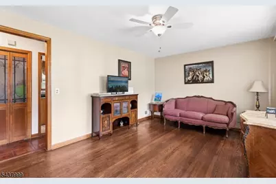 346 Farley Ave, Scotch Plains Township, NJ 07076 - Photo 4