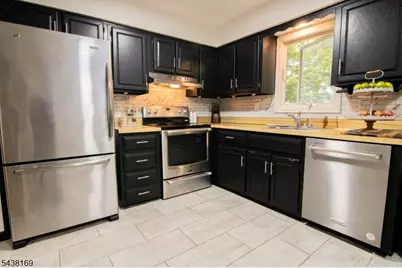 127 Cedar Dr, Andover Township, NJ 07860 - Photo 12