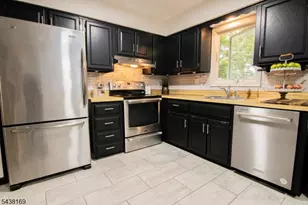 127 Cedar Dr, Andover Township, NJ 07860 - Photo 12