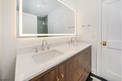 14 Holmes Oval, New Providence, NJ 07974 - Photo 8