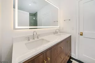 14 Holmes Oval, New Providence, NJ 07974 - Photo 8