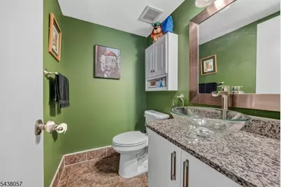 4843 Bloomingdale Dr, Hillsborough Township, NJ 08844 - Photo 32