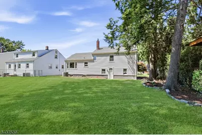 511 Locust Ave, Garwood, NJ 07027 - Photo 28