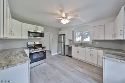 793 Culkin St, Phillipsburg, NJ 08865 - Photo 12