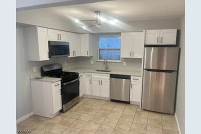 884 S 17th St #1, Newark, NJ 07108 - Photo 12