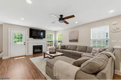 28 Mountainside Drive #28, Pompton Lakes, NJ 07442 - Photo 14
