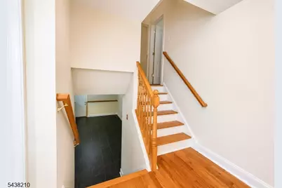 947 Cherry Hill Rd, Montgomery Township, NJ 08540 - Photo 8