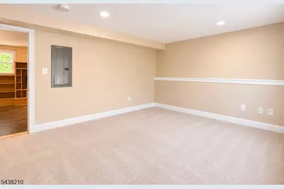 947 Cherry Hill Rd, Montgomery Township, NJ 08540 - Photo 10