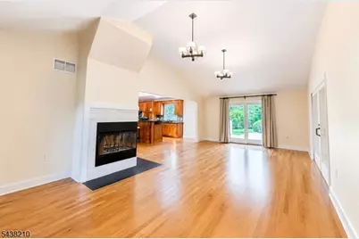 947 Cherry Hill Rd, Montgomery Township, NJ 08540 - Photo 32