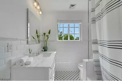 9 Parkway, Montclair, NJ 07042 - Photo 34