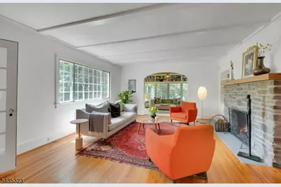 9 Parkway, Montclair, NJ 07042 - Photo 12