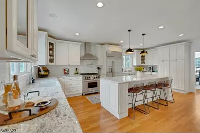 9 Parkway, Montclair, NJ 07042 - Photo 18
