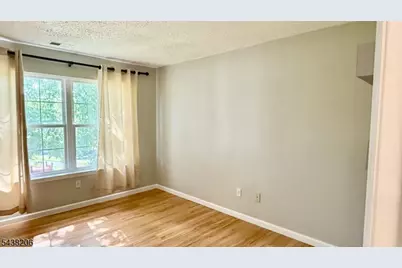 421 Draco Rd, Piscataway Township, NJ 08854 - Photo 6