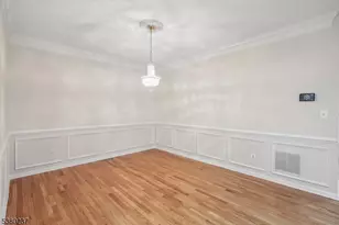 91 Patriot Hill Dr, Bernards Township, NJ 07920 - Photo 4