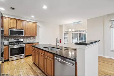 91 Patriot Hill Dr, Bernards Township, NJ 07920 - Photo 6