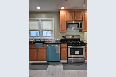 369 E 28th St, Paterson, NJ 07514 - Photo 8