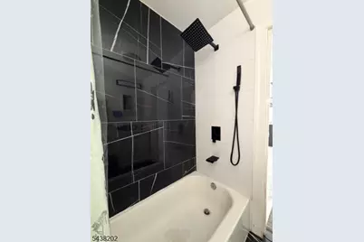 149 Camden St, Newark, NJ 07103 - Photo 16