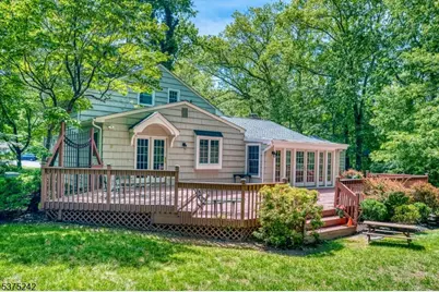 31 Shephard Way, Bernards Township, NJ 07920 - Photo 2