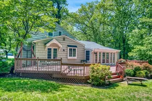 31 Shephard Way, Bernards Township, NJ 07920 - Photo 2