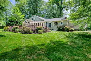 31 Shephard Way, Bernards Township, NJ 07920 - Photo 1