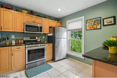 129 Woodward Ln, Bernards Township, NJ 07920 - Photo 14
