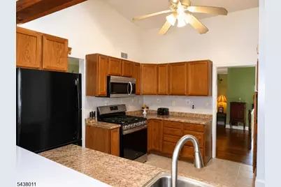 63 Martin Rd, Livingston, NJ 07039 - Photo 6
