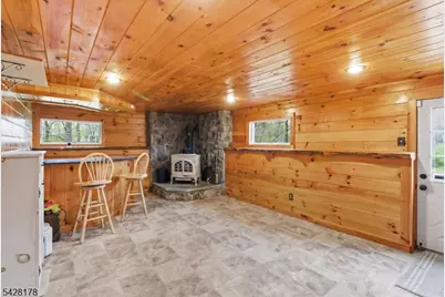 86 Kennedy Rd, Green Township, NJ 07821 - Photo 14
