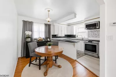 105 N 13th St, Kenilworth, NJ 07033 - Photo 6