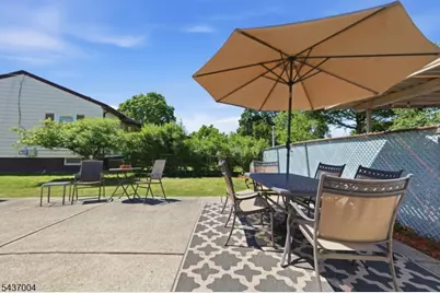 29 Corsi Rd, Bloomfield, NJ 07003 - Photo 28