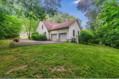 11 Minisink Dr, Montague, NJ 07827 - Photo 4