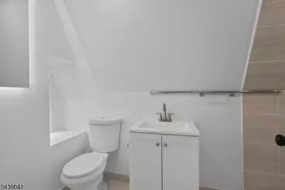 233 S Clinton St, East Orange, NJ 07018 - Photo 12