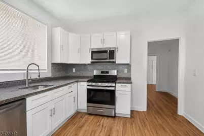 233 S Clinton St, East Orange, NJ 07018 - Photo 16
