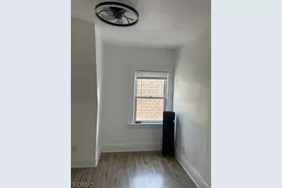 233 S Clinton St, East Orange, NJ 07018 - Photo 20