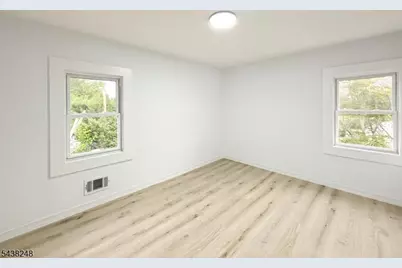 121 Henderson St, Phillipsburg, NJ 08865 - Photo 10