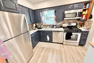 344 Nottingham Way, Union Township, NJ 07083 - Photo 16