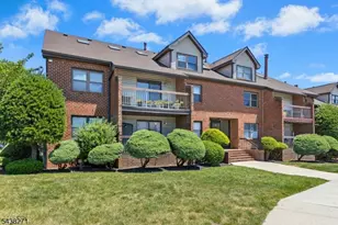 121-B Beverly Hill Terrace, Woodbridge Township, NJ 07095 - Photo 1