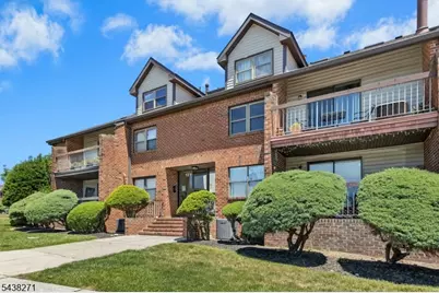 121-B Beverly Hill Ter, Woodbridge Township, NJ 07095 - Photo 2