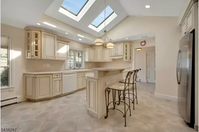 184 W Passaic Ave, Rutherford, NJ 07070 - Photo 6