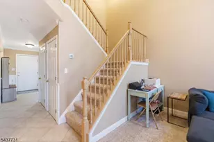 42 Pond Hollow Dr, Jefferson Township, NJ 07438 - Photo 12