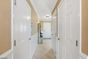 42 Pond Hollow Dr, Jefferson Township, NJ 07438 - Photo 4