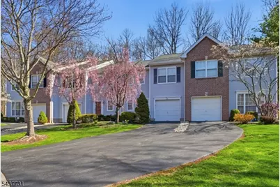 42 Pond Hollow Dr, Jefferson Township, NJ 07438 - Photo 2
