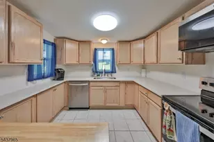 441 Maple Ave, Pohatcong Township, NJ 08865 - Photo 12
