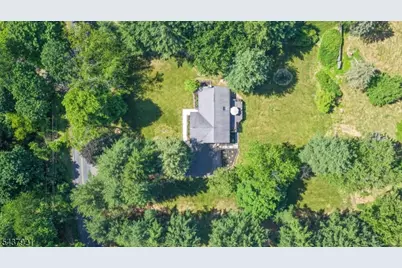 130 Cherryville Hollow Rd, Raritan Township, NJ 08822 - Photo 4