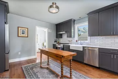 2 Overlook Ave, Peapack Gladstone Boro, NJ 07934 - Photo 18