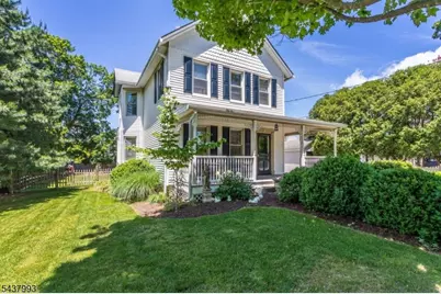 2 Overlook Ave, Peapack Gladstone Boro, NJ 07934 - Photo 2