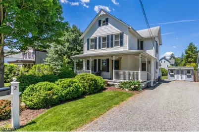 2 Overlook Ave, Peapack Gladstone Boro, NJ 07934 - Photo 1