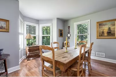 2 Overlook Ave, Peapack Gladstone Boro, NJ 07934 - Photo 12