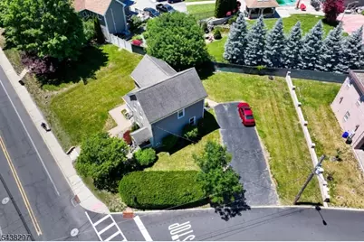 138 Hamburg Tpke, Bloomingdale, NJ 07403 - Photo 20